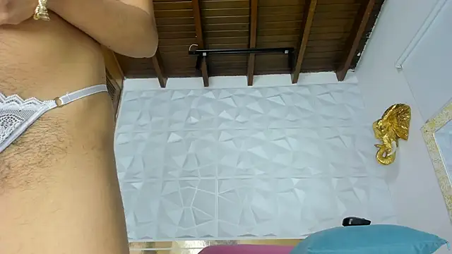 Sara Collinnss online show from 11/14/25, 12:37