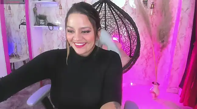 Snapshot of victoria__floyd chatting on 01/30/25, 06:13 victoria floyd online show from 01/30/25, 06:13