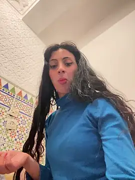 majdolin78 online show from 02/28/25, 11:47