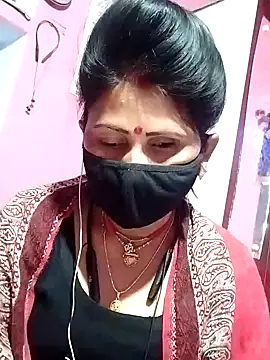 Snapshot of Bhavya_Bhan chatting on 02/05/25, 04:36 Bhavya Bhan online show from 02/05/25, 04:36