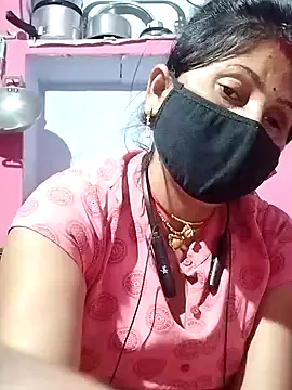 Snapshot of Bhavya_Bhan chatting on 02/19/25, 06:43 Bhavya Bhan online show from 02/19/25, 06:43