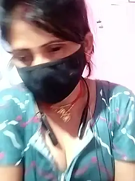 Snapshot of Bhavya_Bhan chatting on 02/24/25, 08:36 Bhavya Bhan online show from 02/24/25, 08:36