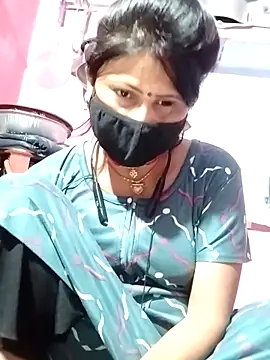 Snapshot of Bhavya_Bhan chatting on 03/04/25, 12:50 Bhavya Bhan online show from 03/04/25, 12:50