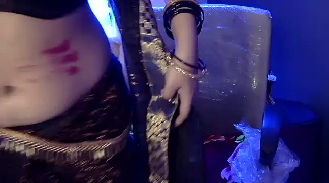 Snapshot of Shanaya1 chatting on 03/12/25, 03:51 Shanaya1 online show from 03/12/25, 03:51