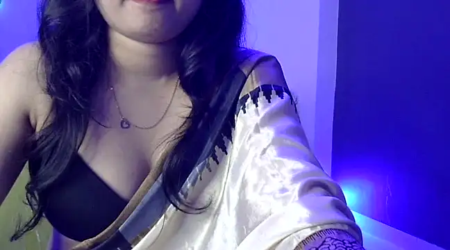 Snapshot of Shanaya1 chatting on 03/17/25, 06:53 Shanaya1 online show from 03/17/25, 06:53