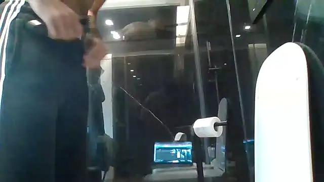 Snapshot of AvvocatoPorco chatting on 02/02/25, 10:35 AvvocatoPorco online show from 02/02/25, 10:35