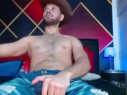 Snapshot of Cristian_white chatting on 01/30/25, 05:28 Cristian white online show from 01/30/25, 05:28