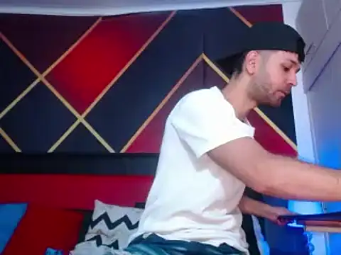 Snapshot of Cristian_white chatting on 02/10/25, 03:10 Cristian white online show from 02/10/25, 03:10