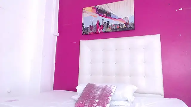 tinyy whore18 online show from 09/27/25, 05:07