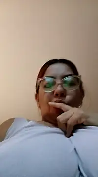 Snapshot of brithany_olson25 chatting on 02/13/25, 10:55 brithany olson25 online show from 02/13/25, 10:55