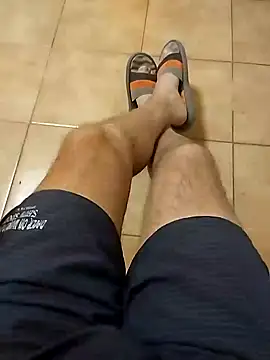 Snapshot of ALEX19833 chatting on 01/22/25, 05:26 ALEX19833 online show from 01/22/25, 05:26