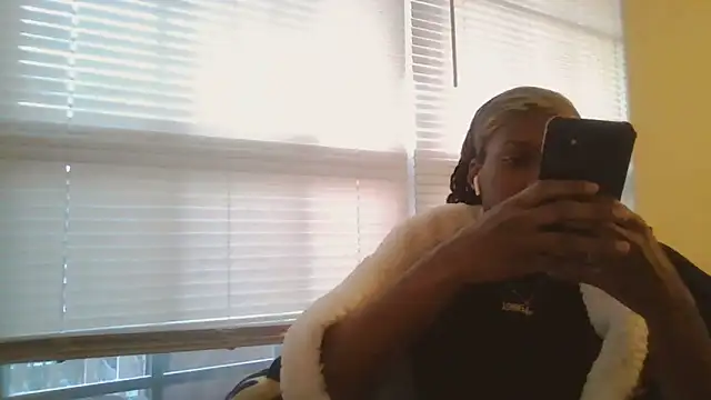 theprettysoles online show from 02/26/25, 11:15