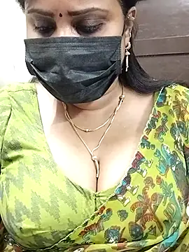 Queenflowerr online show from 02/21/25, 01:55