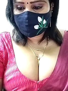 Queenflowerr online show from 09/09/25, 04:45