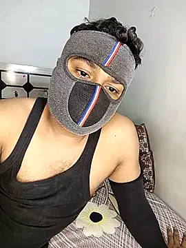 Love-N online show from 11/21/25, 12:32