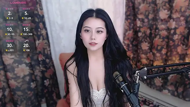 Snapshot of cat-lady-6688 chatting on 03/13/25, 10:36 cat-lady-6688 online show from 03/13/25, 10:36