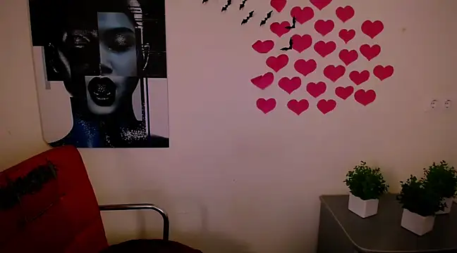 Snapshot of Nikonara_Love chatting on 01/20/25, 05:27 Nikonara Love online show from 01/20/25, 05:27