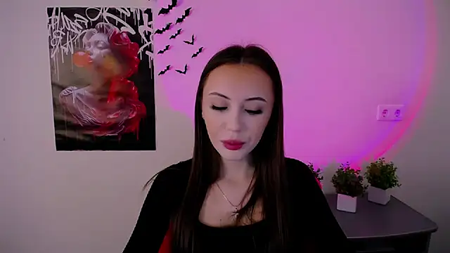 Snapshot of Nikonara_Love chatting on 02/08/25, 09:56 Nikonara Love online show from 02/08/25, 09:56