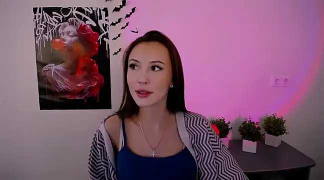 Snapshot of Nikonara_Love chatting on 02/10/25, 12:50 Nikonara Love online show from 02/10/25, 12:50