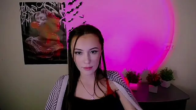 Snapshot of Nikonara_Love chatting on 02/14/25, 06:19 Nikonara Love online show from 02/14/25, 06:19