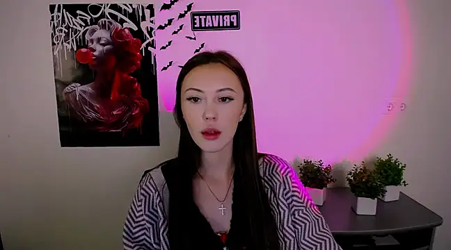 Snapshot of Nikonara_Love chatting on 02/16/25, 03:48 Nikonara Love online show from 02/16/25, 03:48