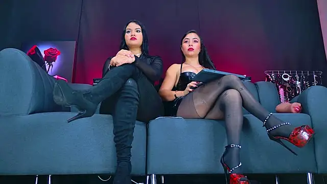 Snapshot of KaramStone chatting on 11/03/25, 03:24 KaramStone online show from 11/03/25, 03:24