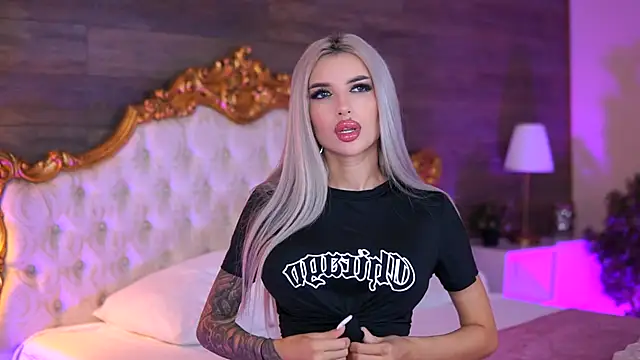 Snapshot of Juicy_Jessye chatting on 10/05/25, 08:51 Juicy Jessye online show from 10/05/25, 08:51