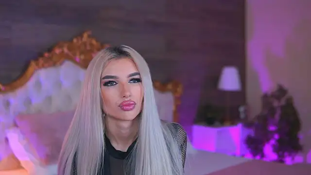 Snapshot of Juicy_Jessye chatting on 10/25/25, 08:25 Juicy Jessye online show from 10/25/25, 08:25