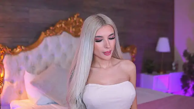 Snapshot of Juicy_Jessye chatting on 11/13/25, 08:52 Juicy Jessye online show from 11/13/25, 08:52