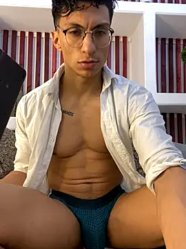 ApoloCruz online show from 10/19/25, 02:12