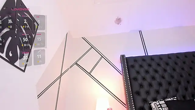 Snapshot of Luciana_brown_ chatting on 03/05/25, 06:33 Luciana brown online show from 03/05/25, 06:33