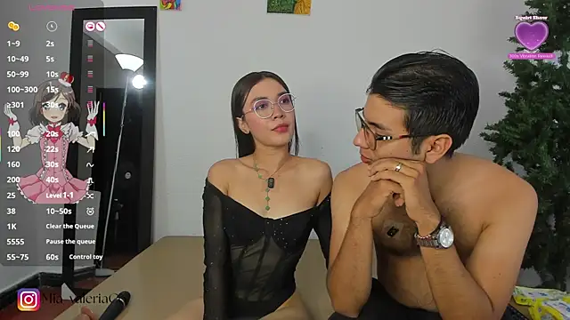 MarioandMia online show from 10/21/25, 08:42