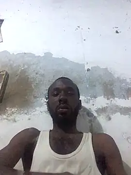 Snapshot of onewinnertee chatting on 10/19/25, 01:06 onewinnertee online show from 10/19/25, 01:06