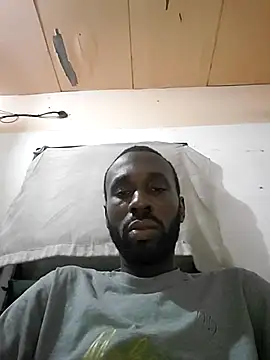 Snapshot of onewinnertee chatting on 10/19/25, 06:52 onewinnertee online show from 10/19/25, 06:52