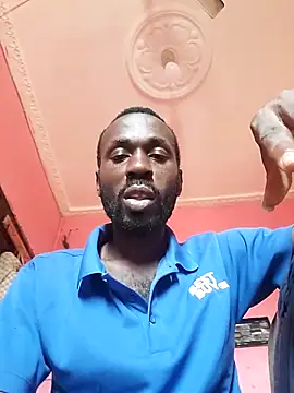 Snapshot of onewinnertee chatting on 10/28/25, 12:41 onewinnertee online show from 10/28/25, 12:41