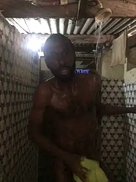 Snapshot of onewinnertee chatting on 11/17/25, 12:22 onewinnertee online show from 11/17/25, 12:22