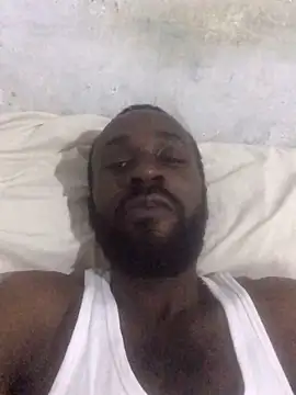 Snapshot of onewinnertee chatting on 11/28/25, 12:46 onewinnertee online show from 11/28/25, 12:46