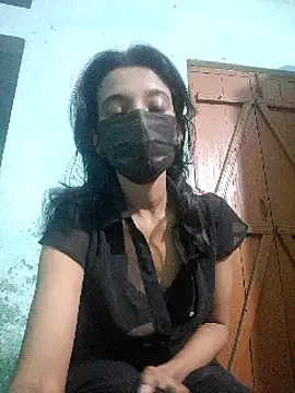 Snapshot of Bong-lady chatting on 02/26/25, 07:53 Bong-lady online show from 02/26/25, 07:53