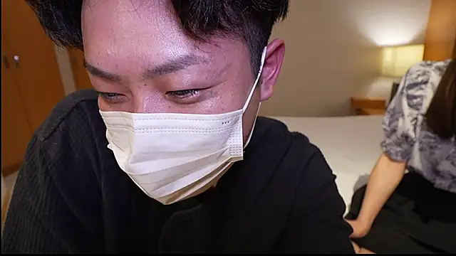 Snapshot of hansha_kun chatting on 09/14/25, 12:48 hansha kun online show from 09/14/25, 12:48