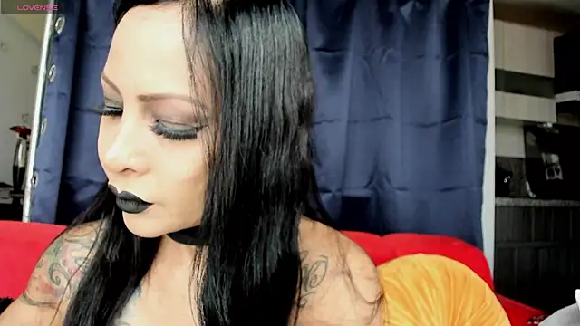 willow boobs online show from 09/17/25, 07:15