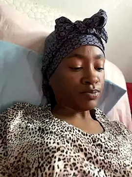 Meerawantsyou online show from 11/03/25, 06:20