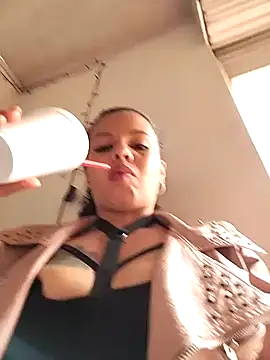 Ariana-07 online show from 02/05/25, 10:33