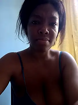 ValkiriaContee online show from 11/12/25, 03:56