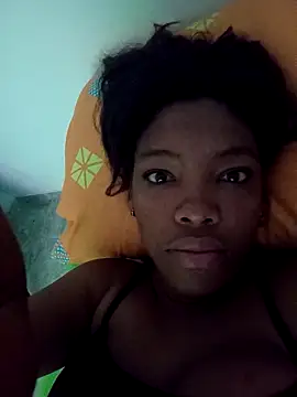 ValkiriaContee online show from 11/16/25, 02:22