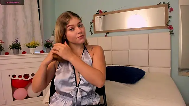 alaia greyy online show from 02/26/25, 01:30