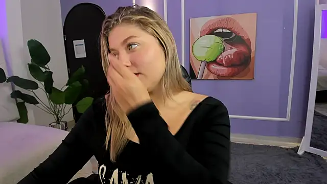 alaia greyy online show from 11/18/25, 03:27