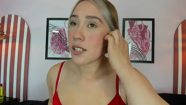 Lannajansen online show from 10/15/25, 06:52