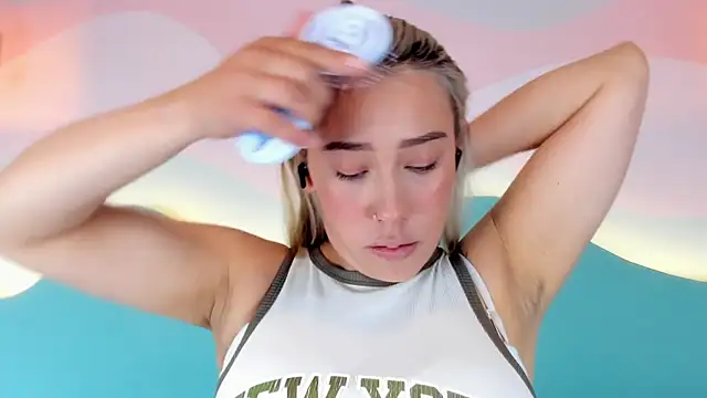 Lannajansen online show from 11/21/25, 02:16