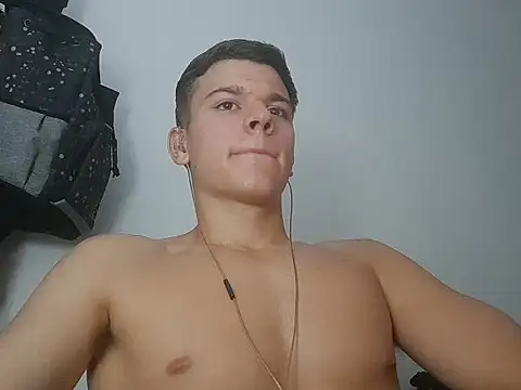 Snapshot of vitorsafado19 chatting on 02/09/25, 04:57 vitorsafado19 online show from 02/09/25, 04:57