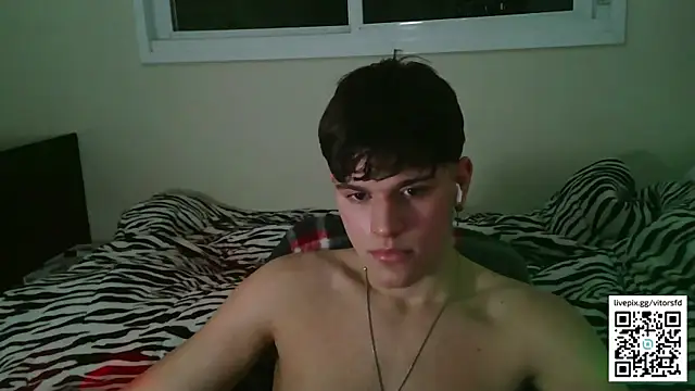 Snapshot of vitorsafado19 chatting on 09/08/25, 10:42 vitorsafado19 online show from 09/08/25, 10:42
